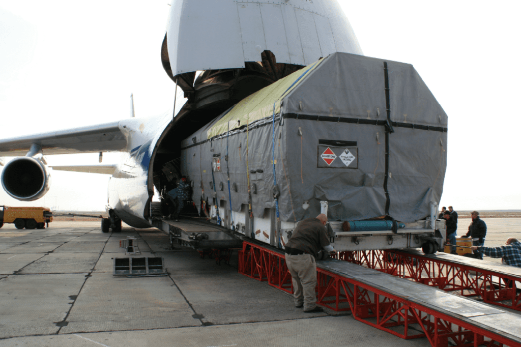 Azul Cargo Expande Suas Operações com Novo Terminal de Cargas em Viracopos 1 a carga